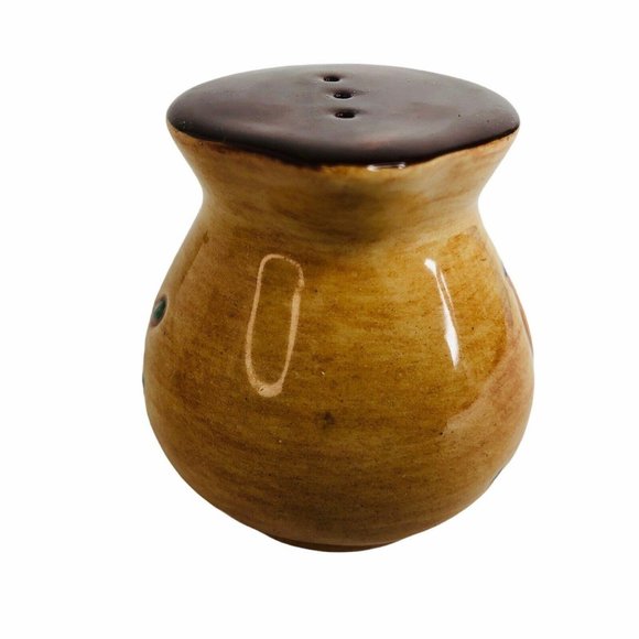 Pennsbury Pottery Red Rooster Salt and Pepper Shak - Picture 8 of 12